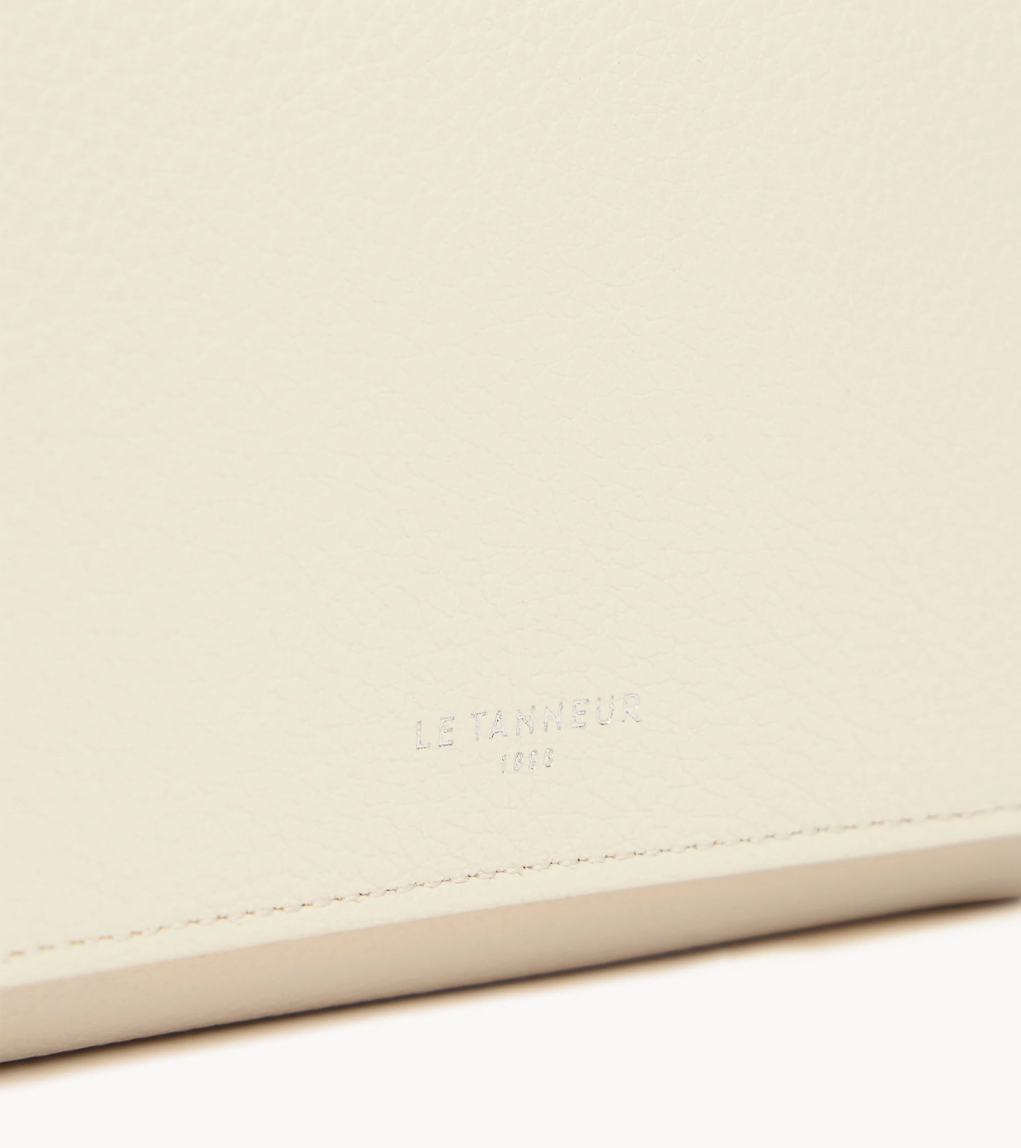 Emilie wallet in grained leather - Image 2