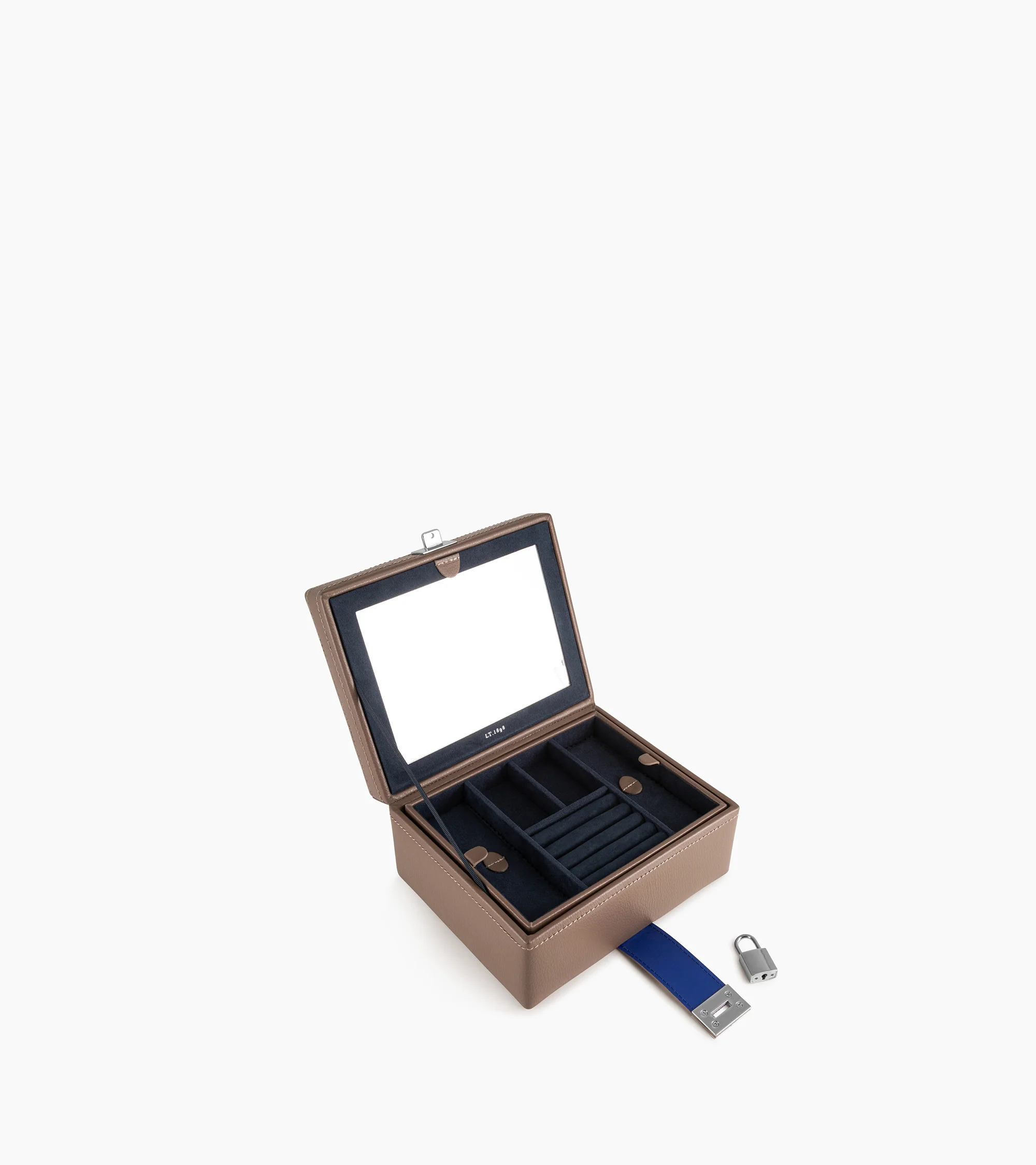 Medium jewelry box in leather