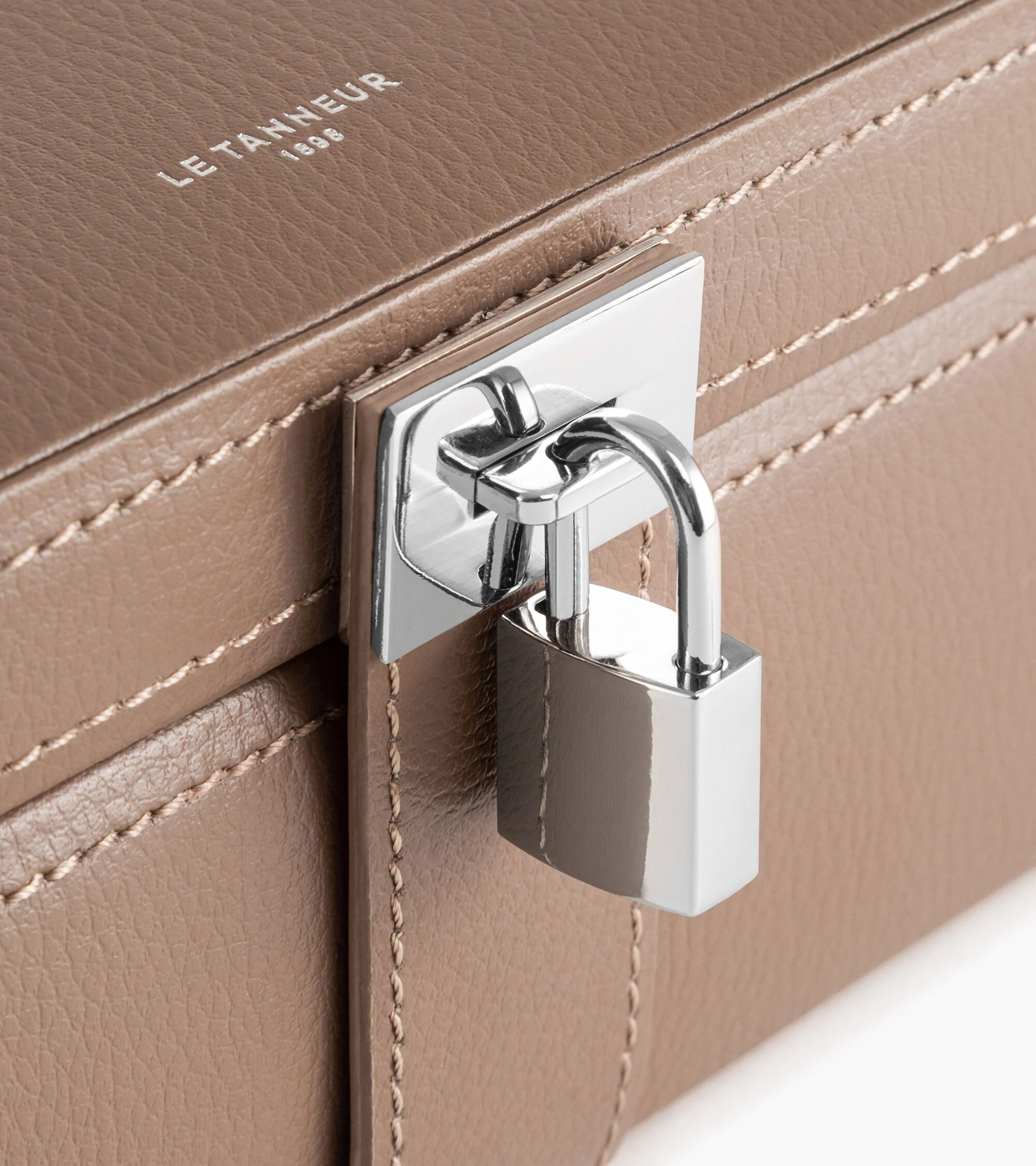 Medium jewelry box in leather - Image 2